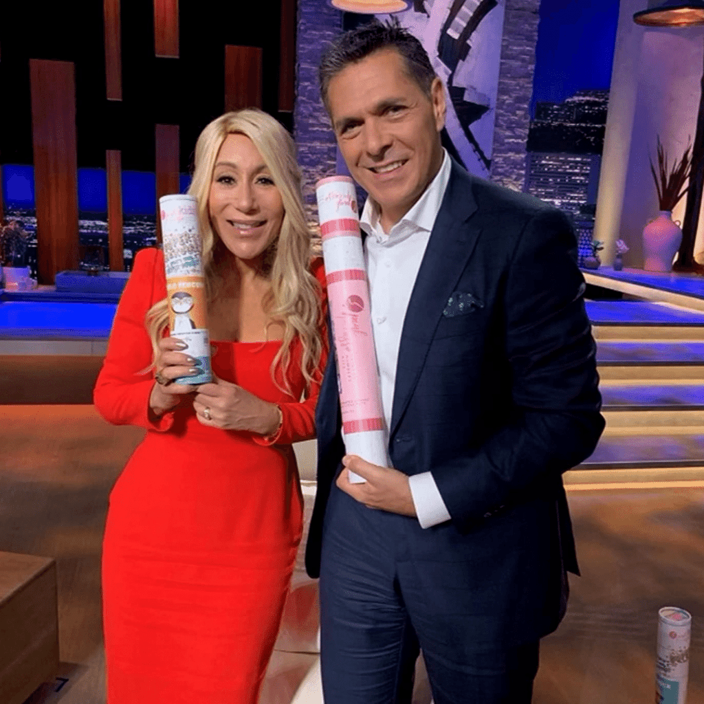 Lori Greiner and guest Shark Daniel Lubetzyky show their Pink Picasso kits